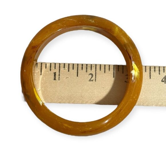 Vintage Art Deco Marbled Amber Bakelite Bangle Bracelet, Wavy design - Picture 10 of 12